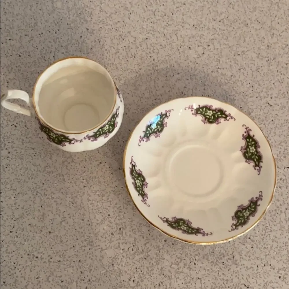 Ashley Bone China tea cup & saucer set English Porcelain Floral Pattern